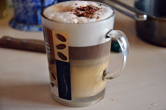 ��� ����������� ��������� ��������. How to prepare a layered cappuccino